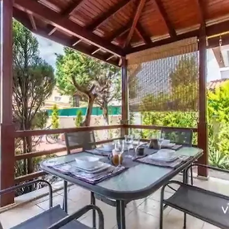 Bluehomes 3 Yatak Odali Ozel Havuzlu Termesos וילה